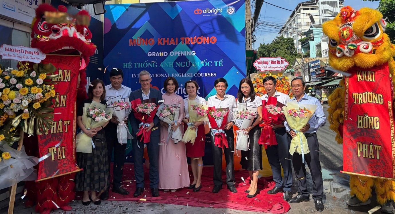 Lễ khai trương Anh Ngữ Quốc Tế Albright